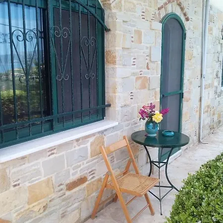 Roses-mourteri Апартаменты Муртери